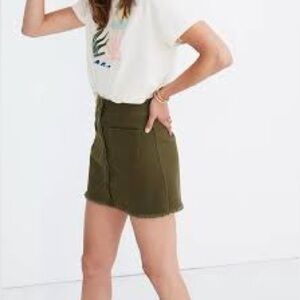 NWOT Madewell Raw Hem A-Line Button Raw Hem Cotton Mini Skirt in Kale 12